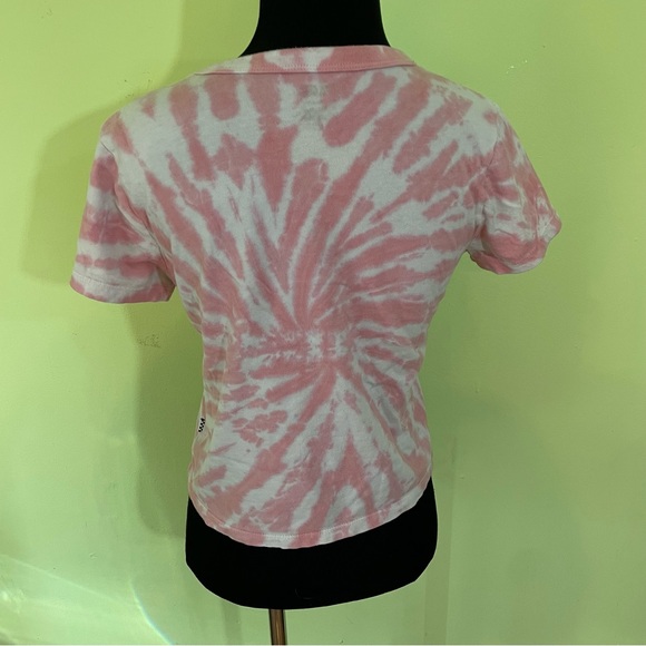 VANS PINK AND WHITE TYE DYE EMBROIDERED SKATEBOARD T SHIRT SIZE X SMALL XS - Picture 2 of 6